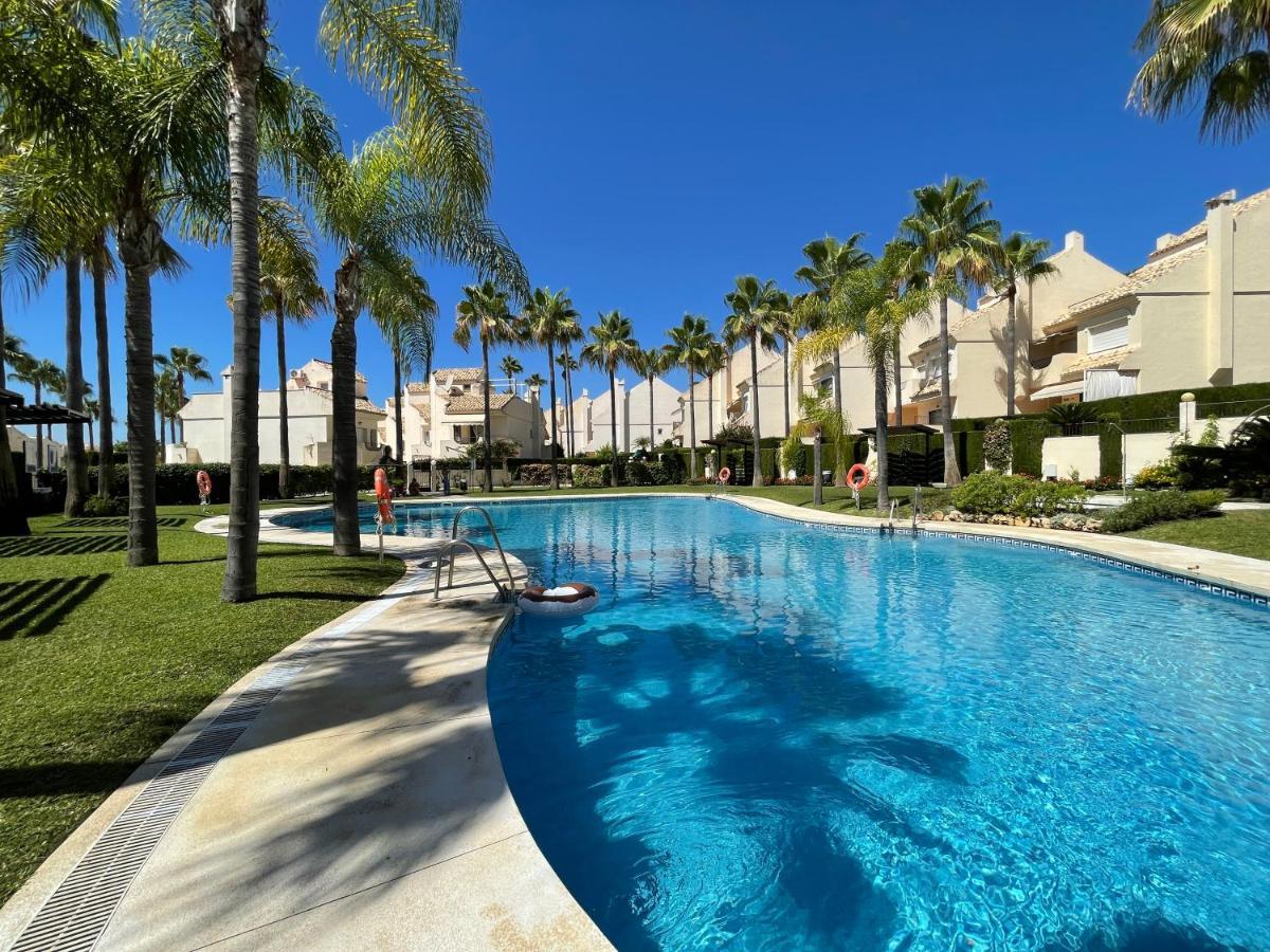 El Arenal Townhouse By The Beach With Swimming Pool - Eaw Homes Marbella Luaran gambar