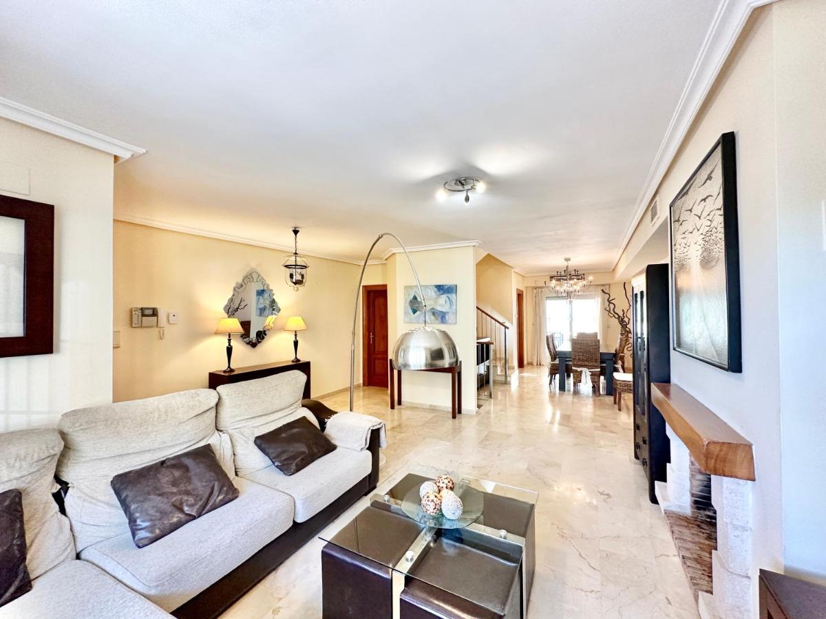El Arenal Townhouse By The Beach With Swimming Pool - Eaw Homes Marbella Luaran gambar
